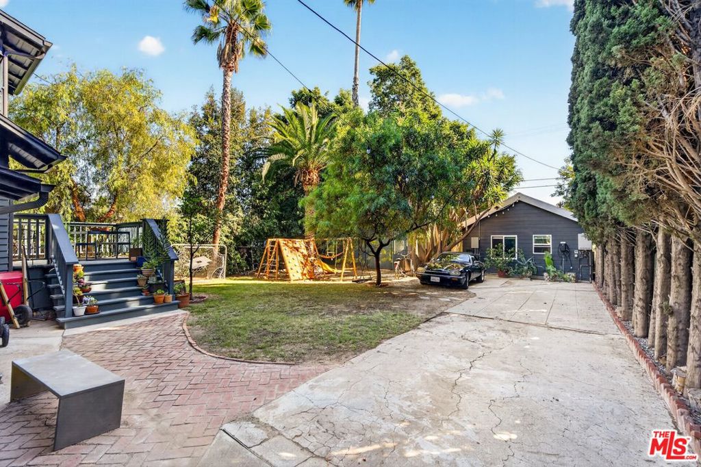 4412 Melbourne Avenue, Los Angeles, CA 90027