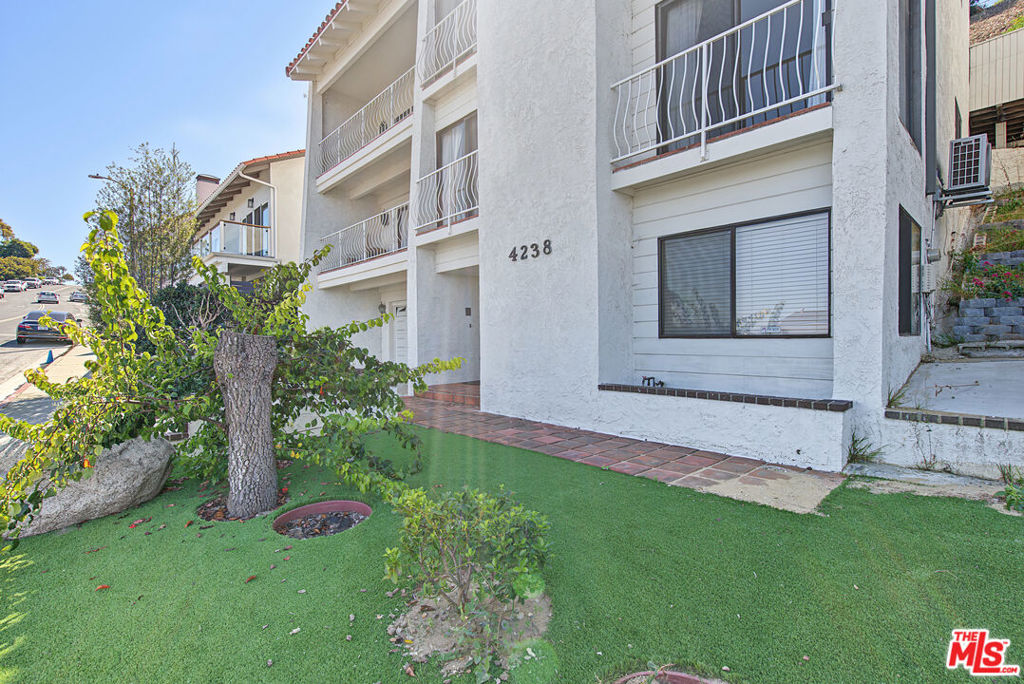 4238 Mesa Street, Torrance, CA 90505