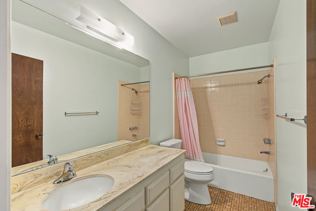 4238 Mesa Street, Torrance, CA 90505