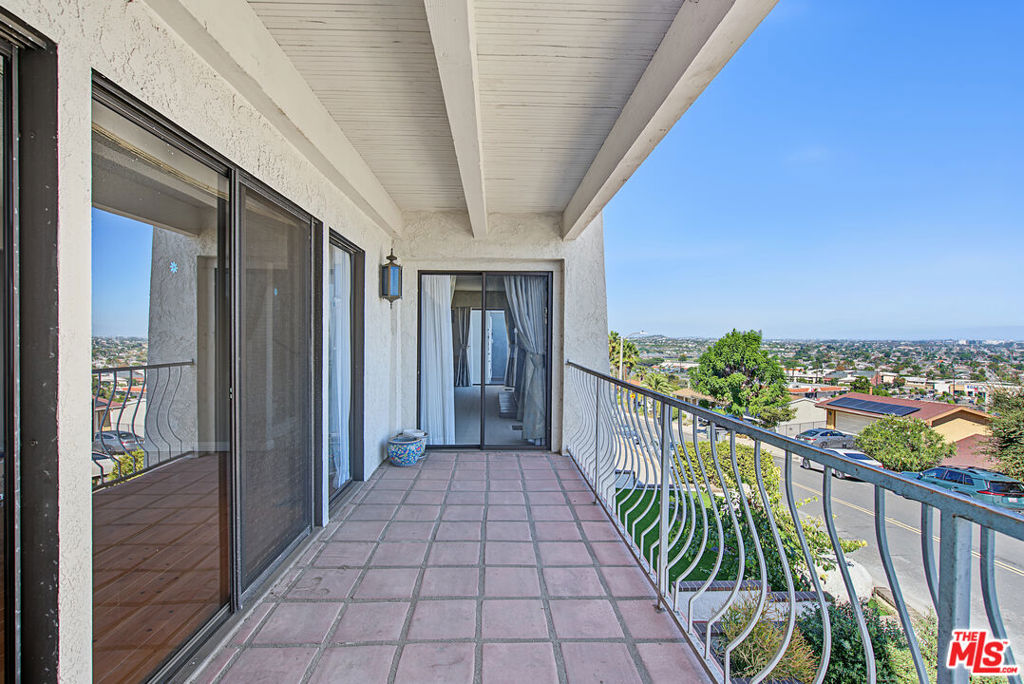 4238 Mesa Street, Torrance, CA 90505