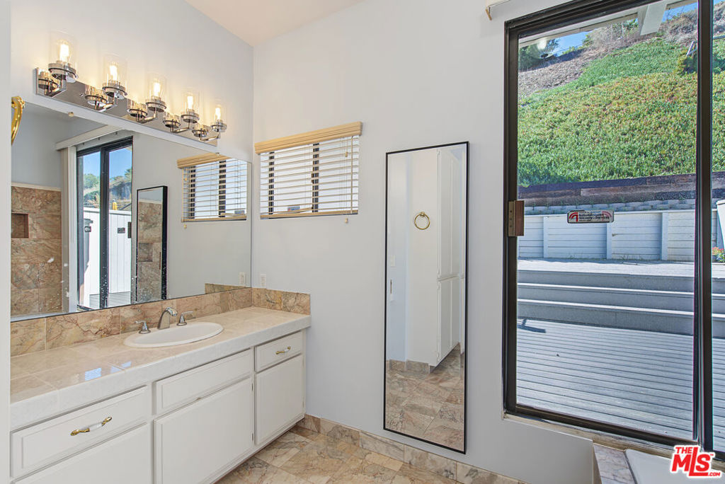 4238 Mesa Street, Torrance, CA 90505
