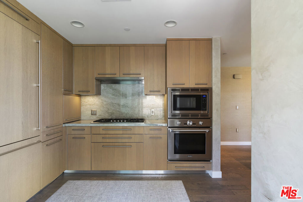 1755 Ocean Avenue, #410, Santa Monica, CA 90401