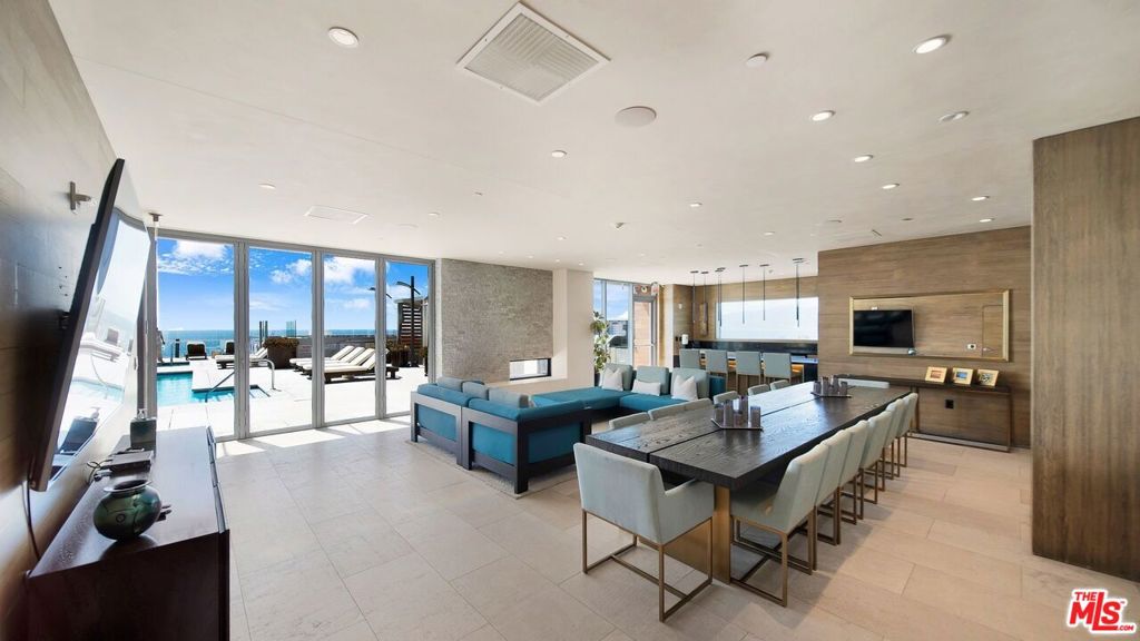 1755 Ocean Avenue, #410, Santa Monica, CA 90401