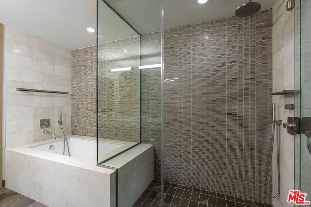 1755 Ocean Avenue, #410, Santa Monica, CA 90401