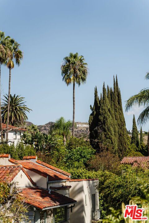 1979 Grace Avenue, #2, Los Angeles, CA 90068