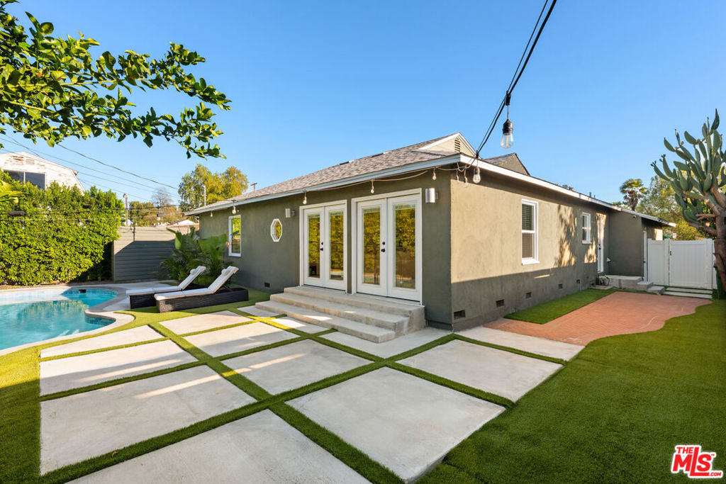 17109 Burton Street, Lake Balboa, CA 91406 17109 Burton Street, Lake Balboa, CA 91406