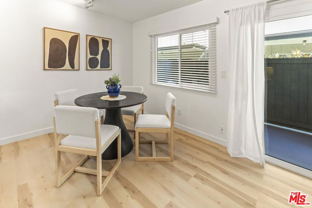 3325 Bagley Avenue, #105, Los Angeles, CA 90034