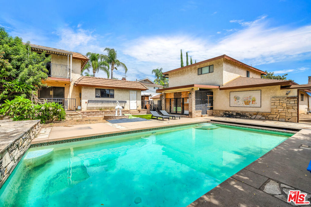 15623 Dorian Street, Sylmar, CA 91342