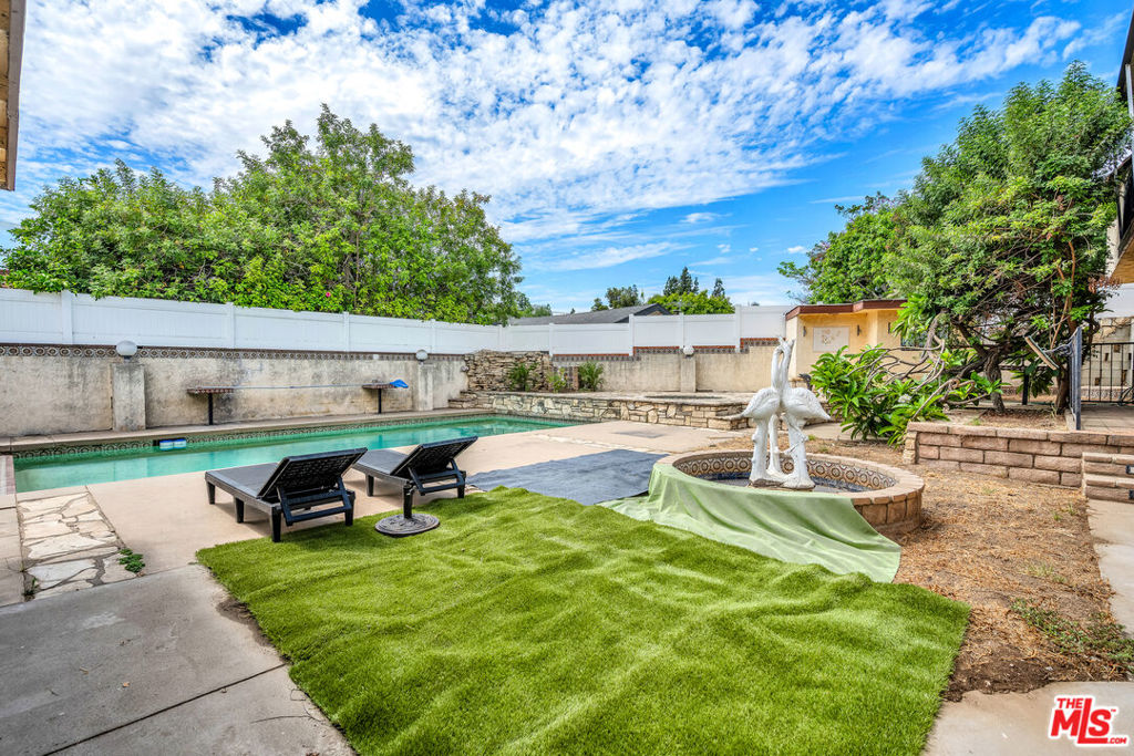 15623 Dorian Street, Sylmar, CA 91342
