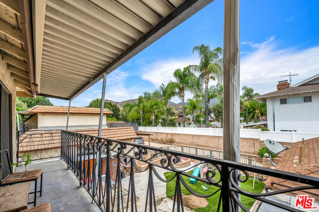15623 Dorian Street, Sylmar, CA 91342