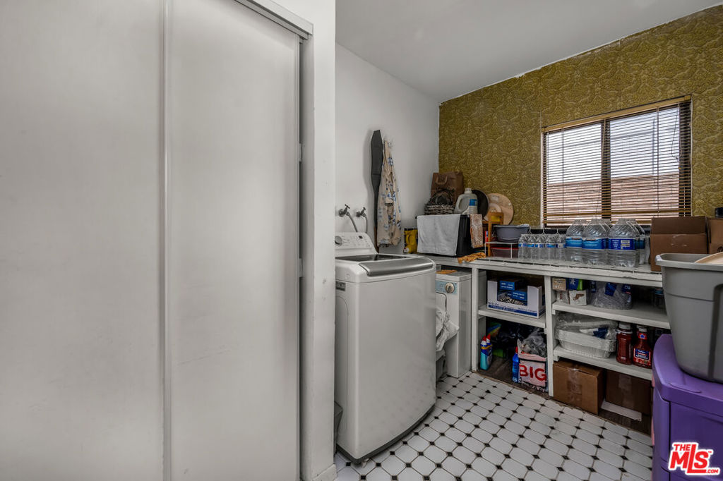 15623 Dorian Street, Sylmar, CA 91342