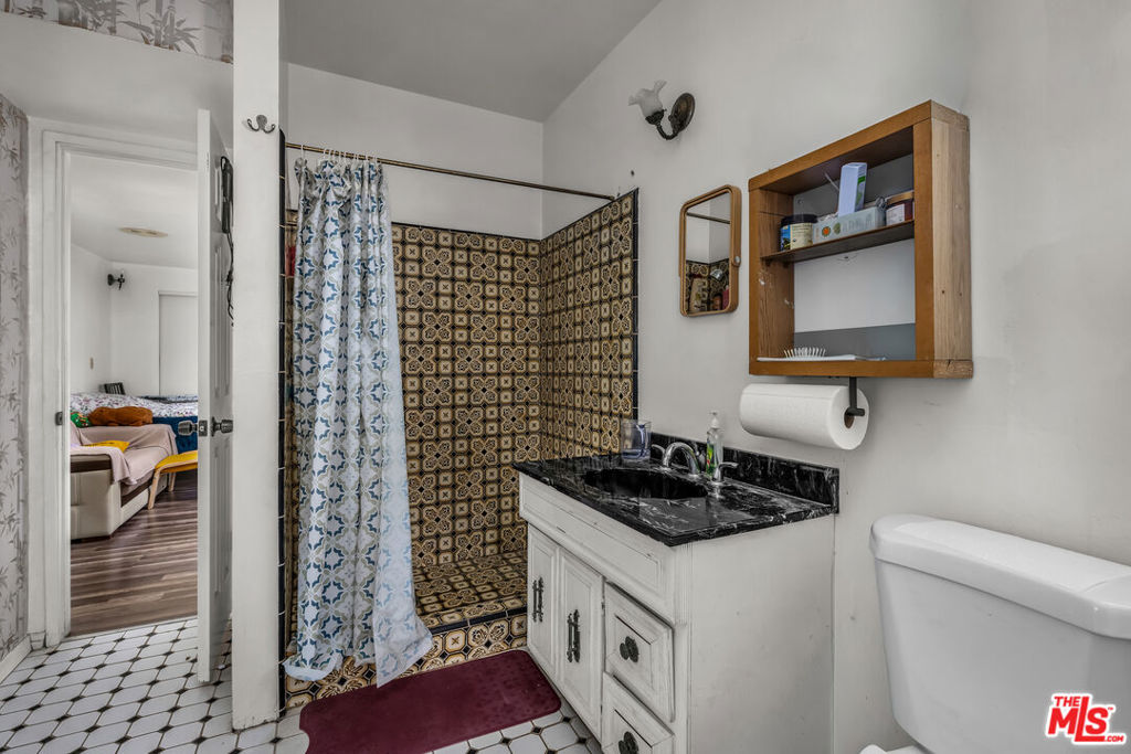 15623 Dorian Street, Sylmar, CA 91342