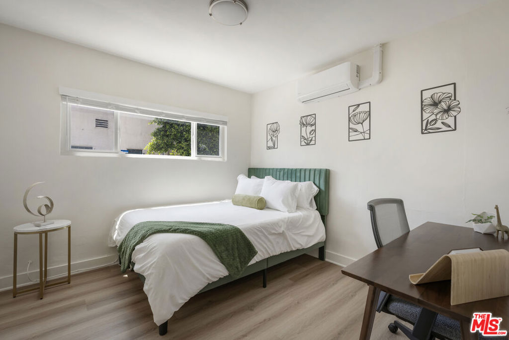2225 Thurman Avenue, Los Angeles, CA 90016