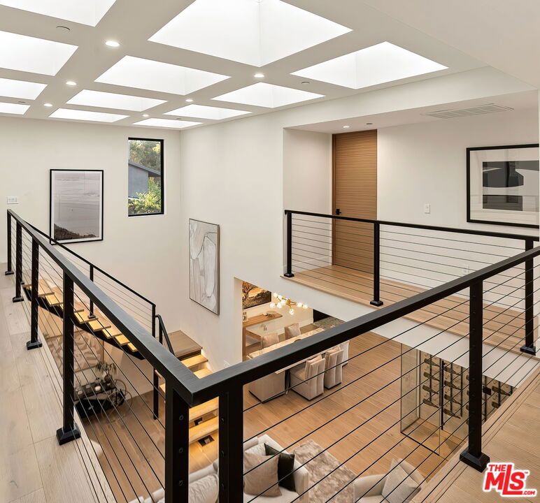 3208 Oakley Drive, Los Angeles, CA 90068
