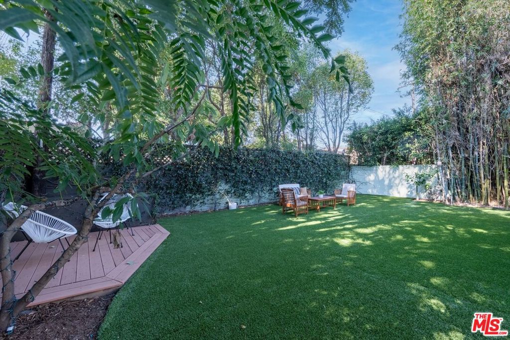 3917 Beethoven Street, Los Angeles, CA 90066
