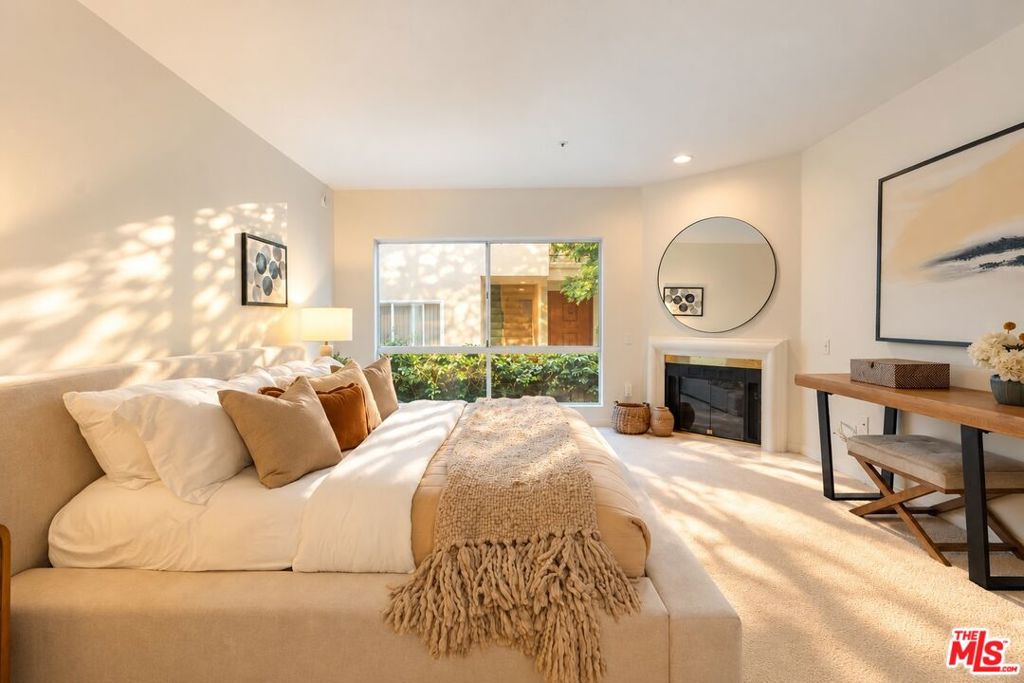 11855 Goshen Avenue, #104, Los Angeles, CA 90049