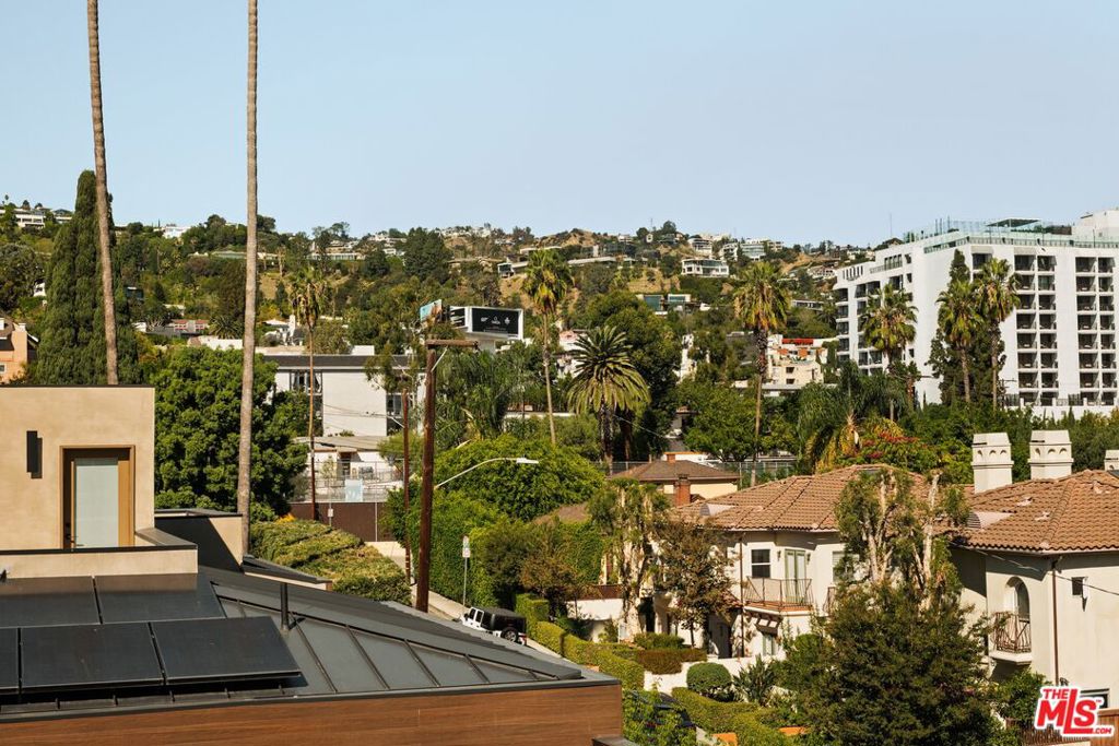 917 Hilldale Avenue, West Hollywood, CA 90069