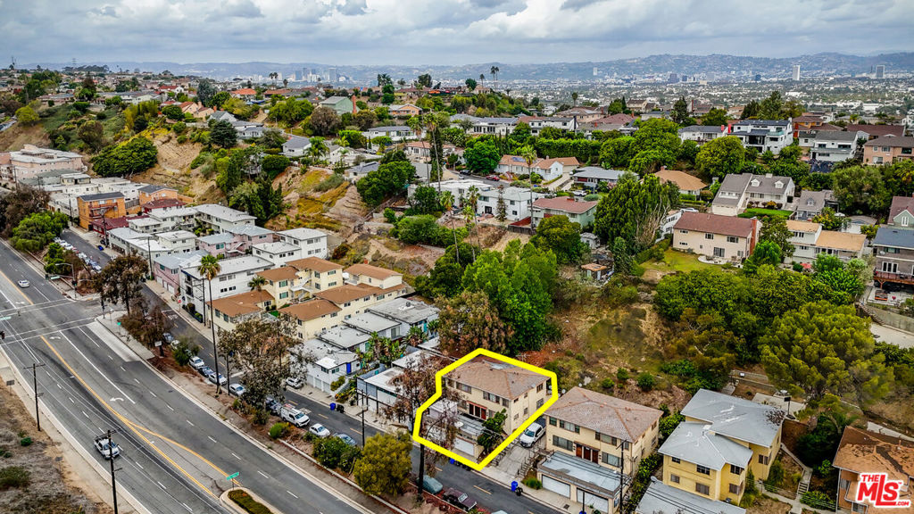 4143 Don Tomaso Drive, #1, Los Angeles, CA 90008