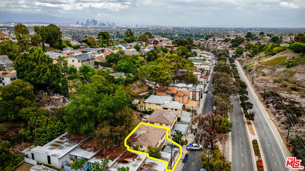 4143 Don Tomaso Drive, #1, Los Angeles, CA 90008