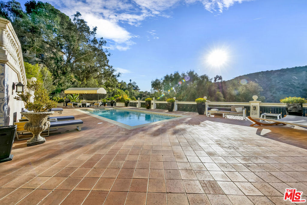 2321 Castilian Drive, Los Angeles, CA 90068