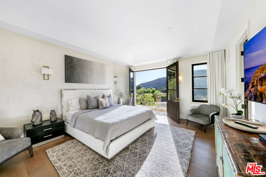 2321 Castilian Drive, Los Angeles, CA 90068