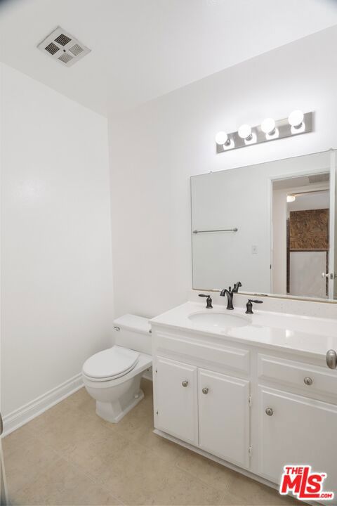 1242 BARRINGTON Avenue, #307, Los Angeles, CA 90025