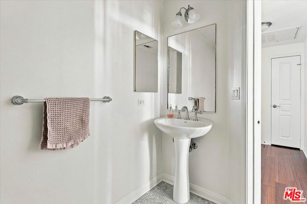 13044 Pacific Promenade, #408, Playa Vista, CA 90094