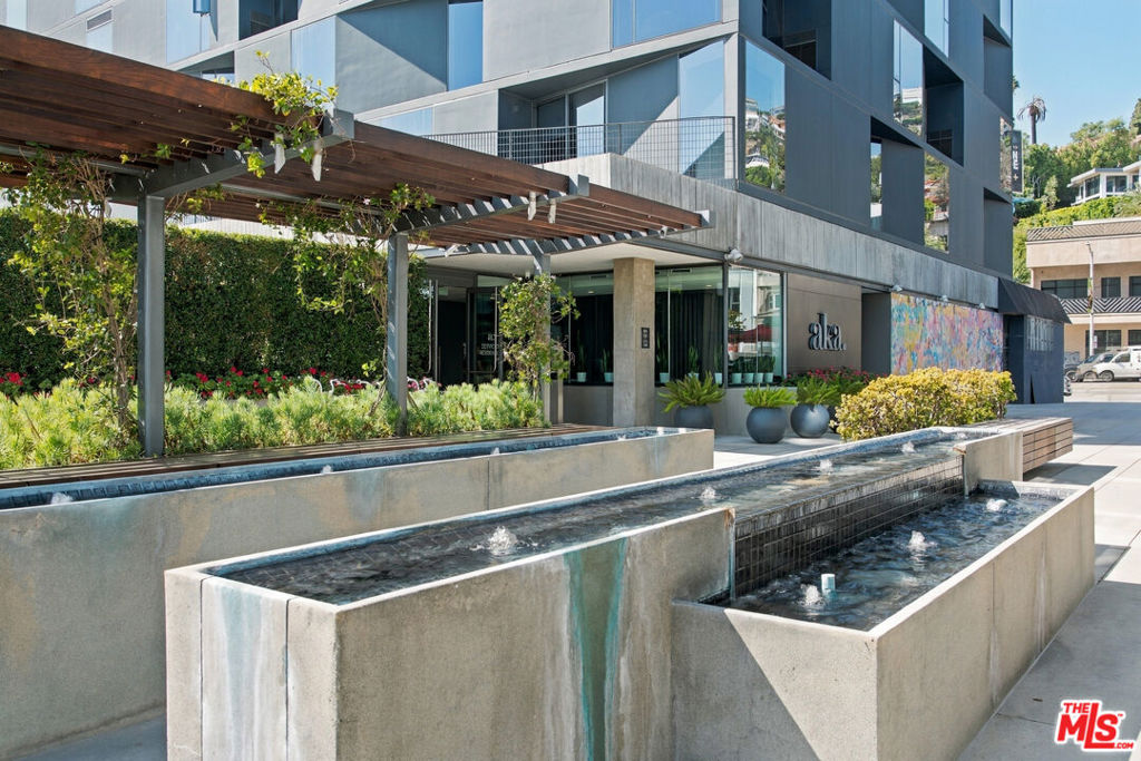 8500 W Sunset Boulevard, #506, West Hollywood, CA 90069