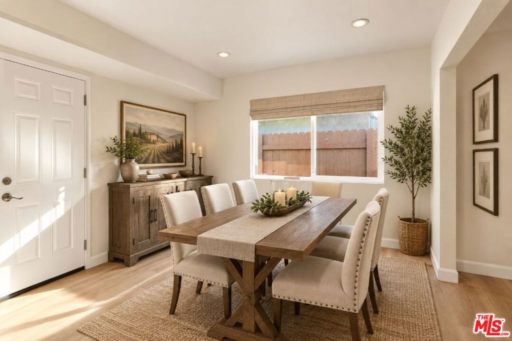 Virtually Staged Dining Room Virtually Staged Dining Room