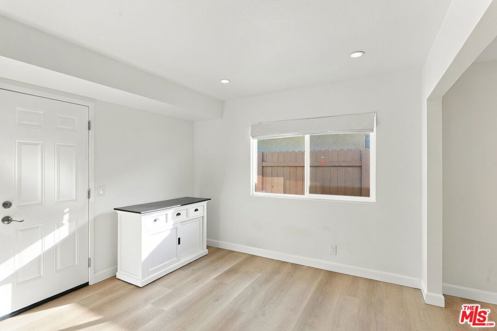 3660 Keel Avenue, Oxnard, CA 93035 3660 Keel Avenue, Oxnard, CA 93035