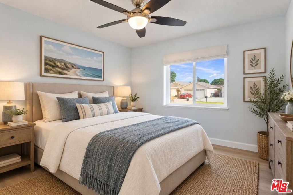 Virtually Stage Bedroom