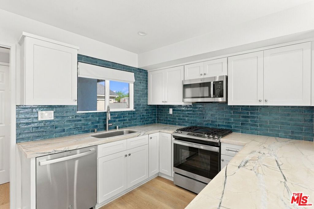3660 Keel Avenue, Oxnard, CA 93035 3660 Keel Avenue, Oxnard, CA 93035