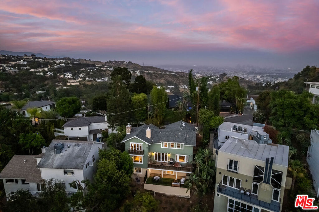 2201 Beech Knoll Road, Los Angeles, CA 90046