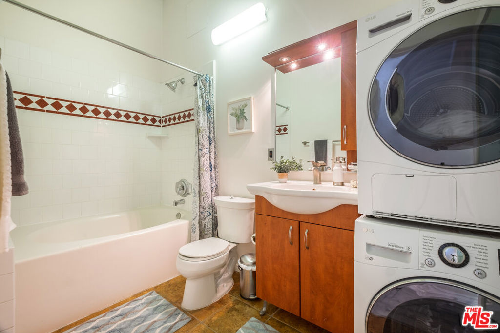 312 W 5th Street, #606, Los Angeles, CA 90013
