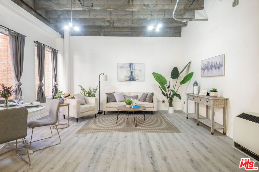 312 W 5th Street, #606, Los Angeles, CA 90013
