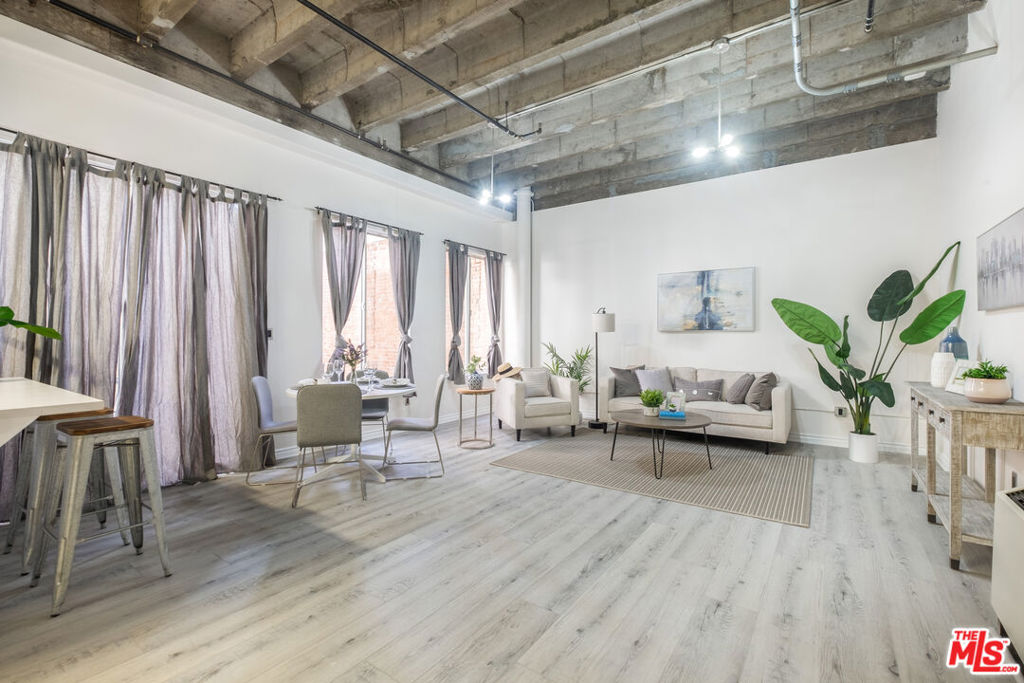 312 W 5th Street, #606, Los Angeles, CA 90013