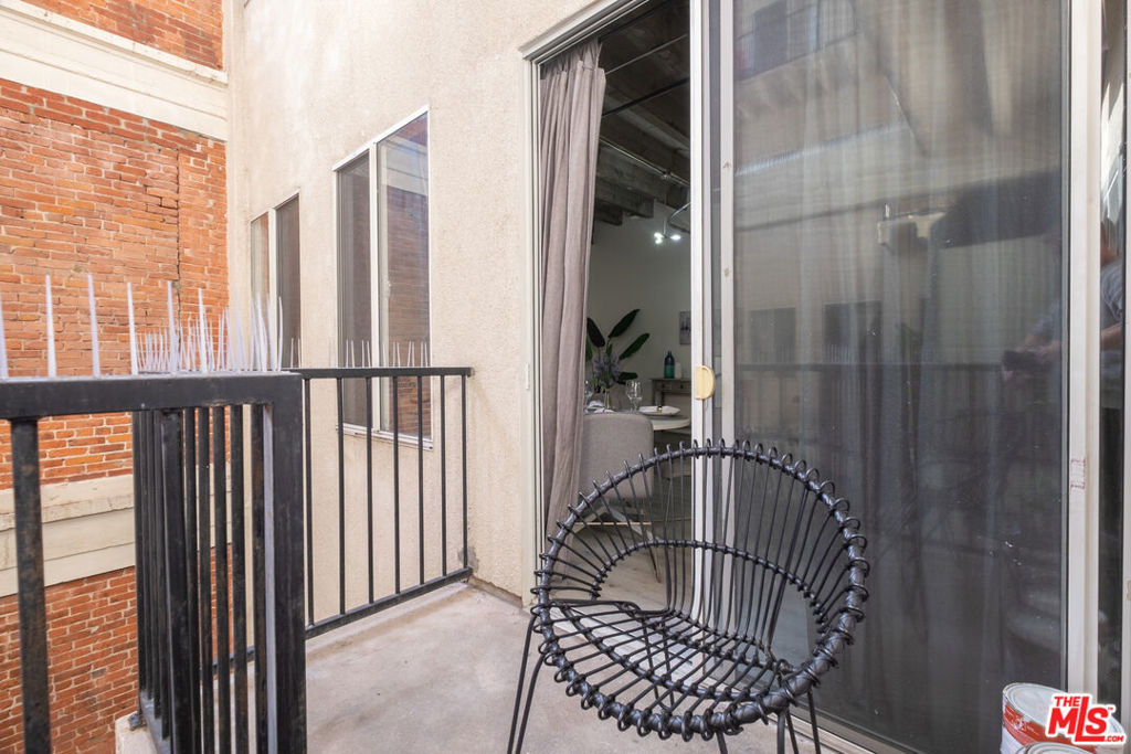 312 W 5th Street, #606, Los Angeles, CA 90013