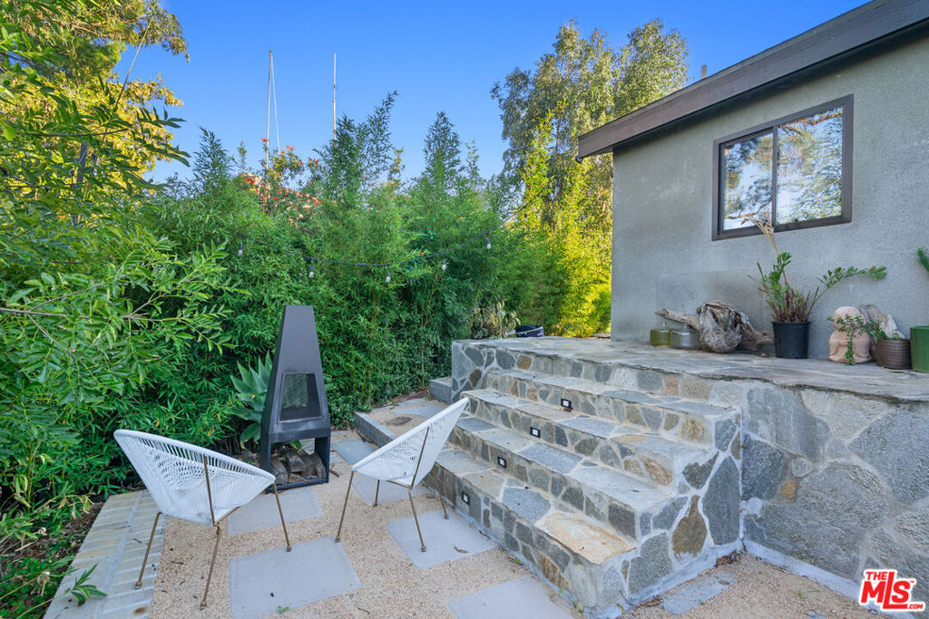 20784 Medley Lane, Topanga, CA 90290