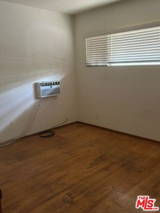1630 Amherst Avenue, Los Angeles, CA 90025 1630 Amherst Avenue, Los Angeles, CA 90025