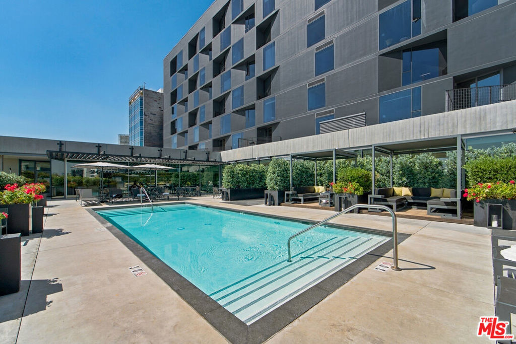 8500 W Sunset Boulevard, #503, West Hollywood, CA 90069