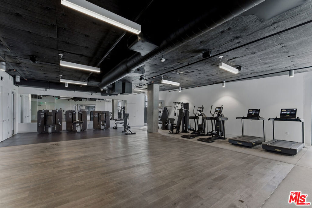 8500 W Sunset Boulevard, #708, West Hollywood, CA 90069