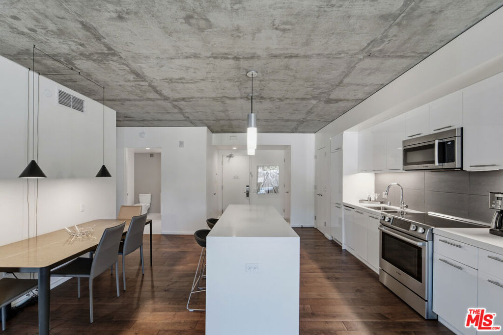 8500 W Sunset Boulevard, #708, West Hollywood, CA 90069 8500 W Sunset Boulevard, #708, West Hollywood, CA 90069