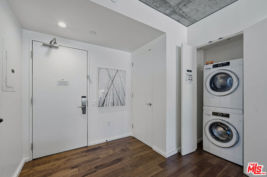 8500 W Sunset Boulevard, #708, West Hollywood, CA 90069
