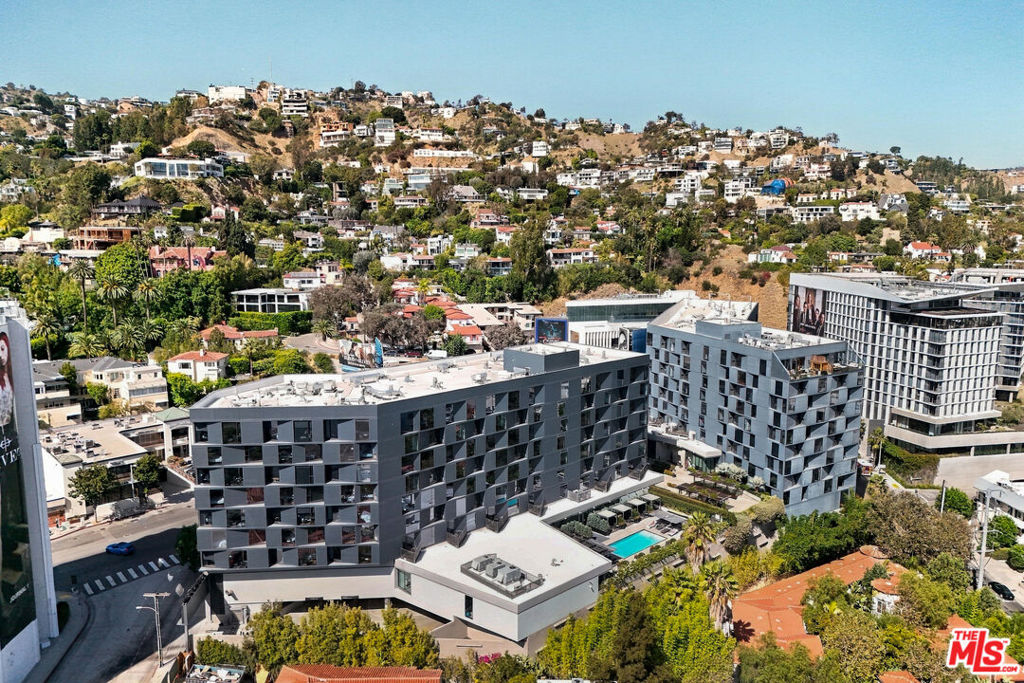 8500 W Sunset Boulevard, #708, West Hollywood, CA 90069