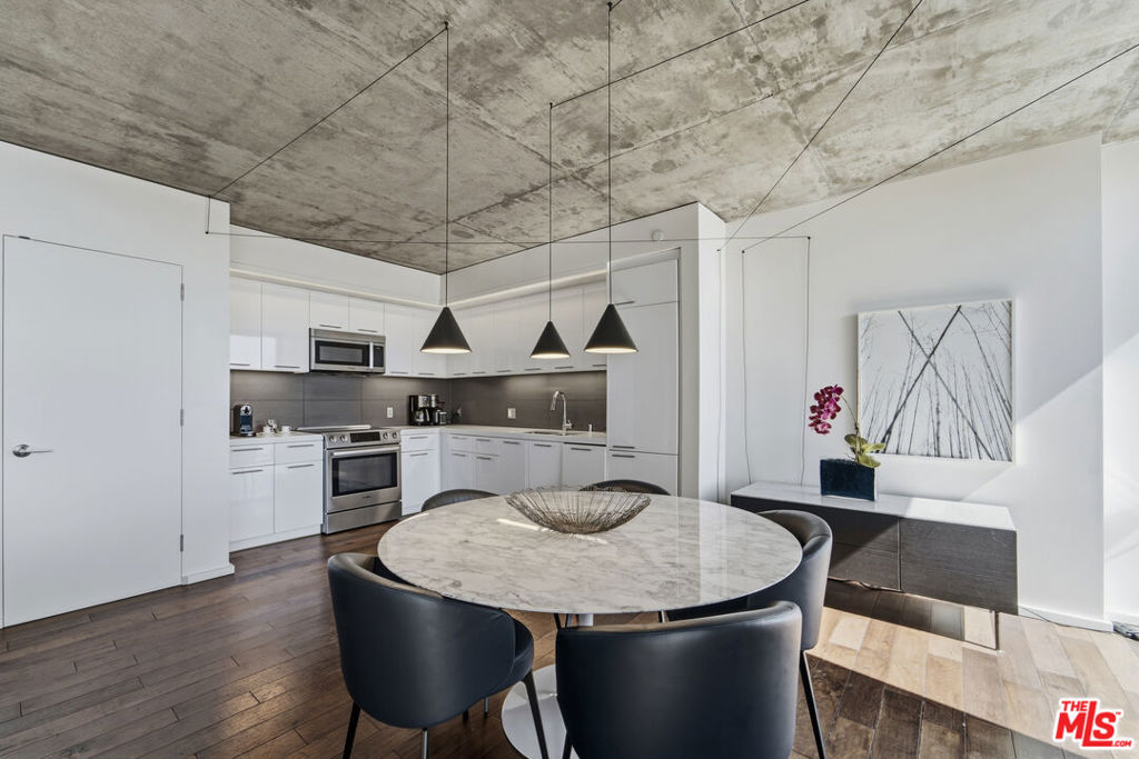 8500 W Sunset Boulevard, #713, West Hollywood, CA 90069 8500 W Sunset Boulevard, #713, West Hollywood, CA 90069