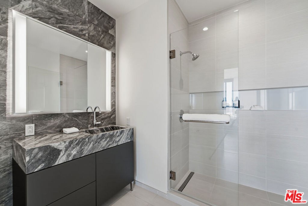 8500 W Sunset Boulevard, #713, West Hollywood, CA 90069