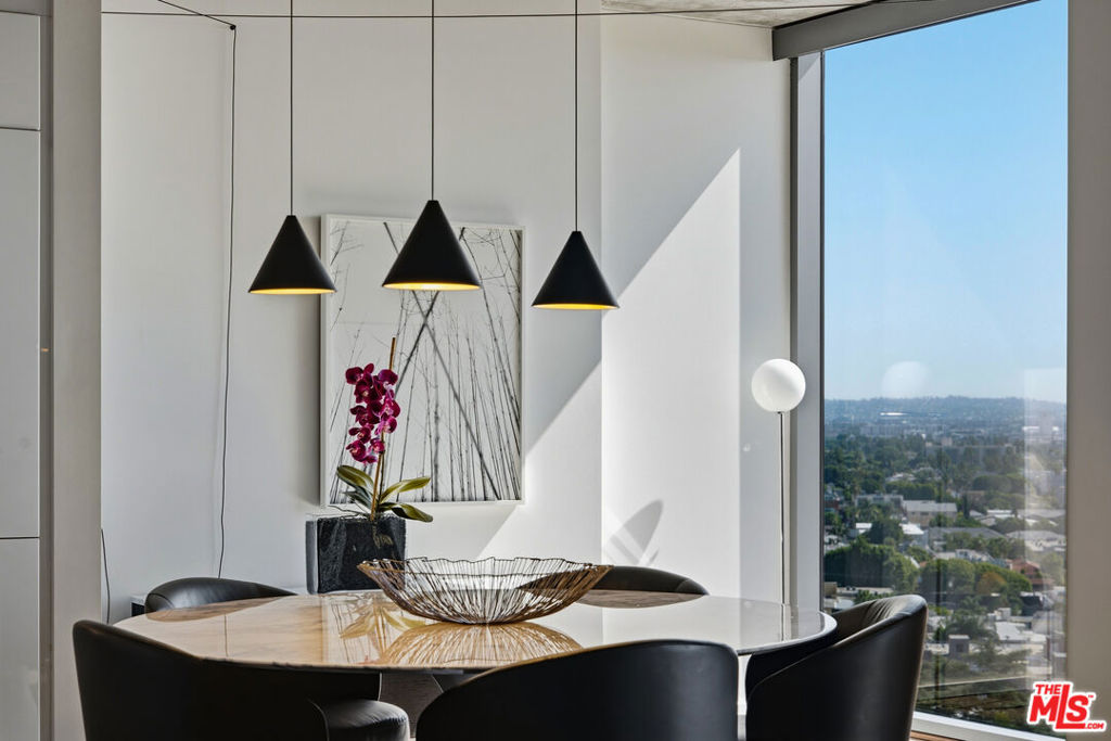 8500 W Sunset Boulevard, #713, West Hollywood, CA 90069 8500 W Sunset Boulevard, #713, West Hollywood, CA 90069