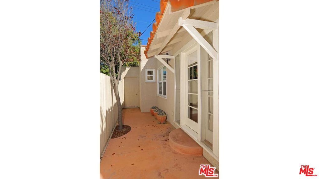7417 CLINTON Street, Los Angeles, CA 90036