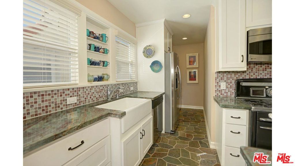 7417 CLINTON Street, Los Angeles, CA 90036