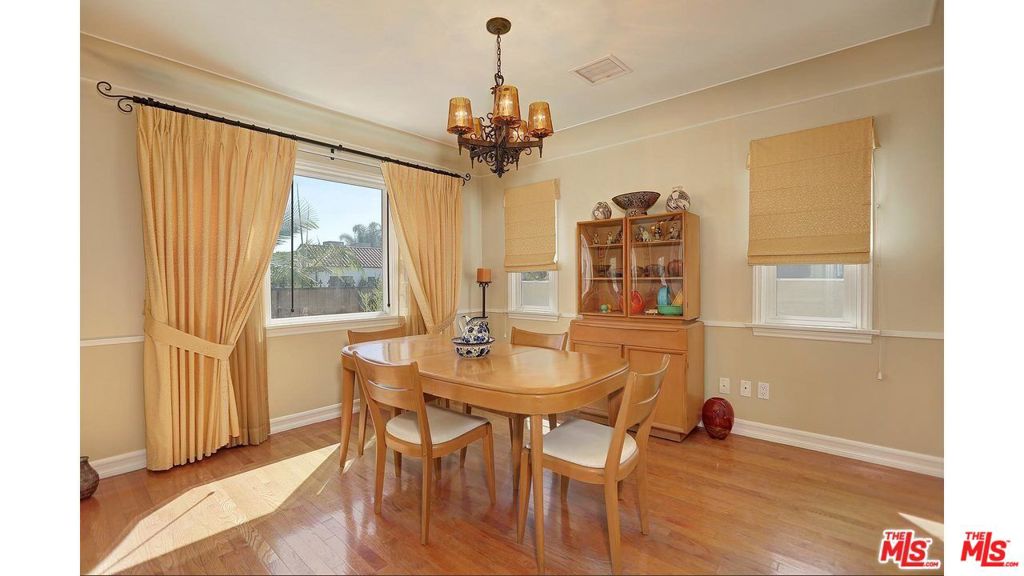 7417 CLINTON Street, Los Angeles, CA 90036